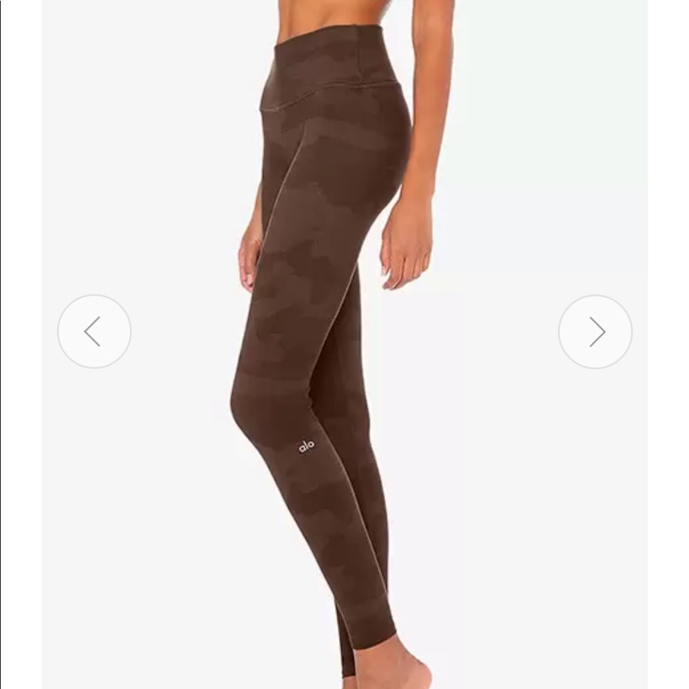 NWOT Alo Yoga high waist vapor leggings